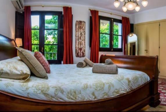 Apartamento De Dos En Plaza Alfaro